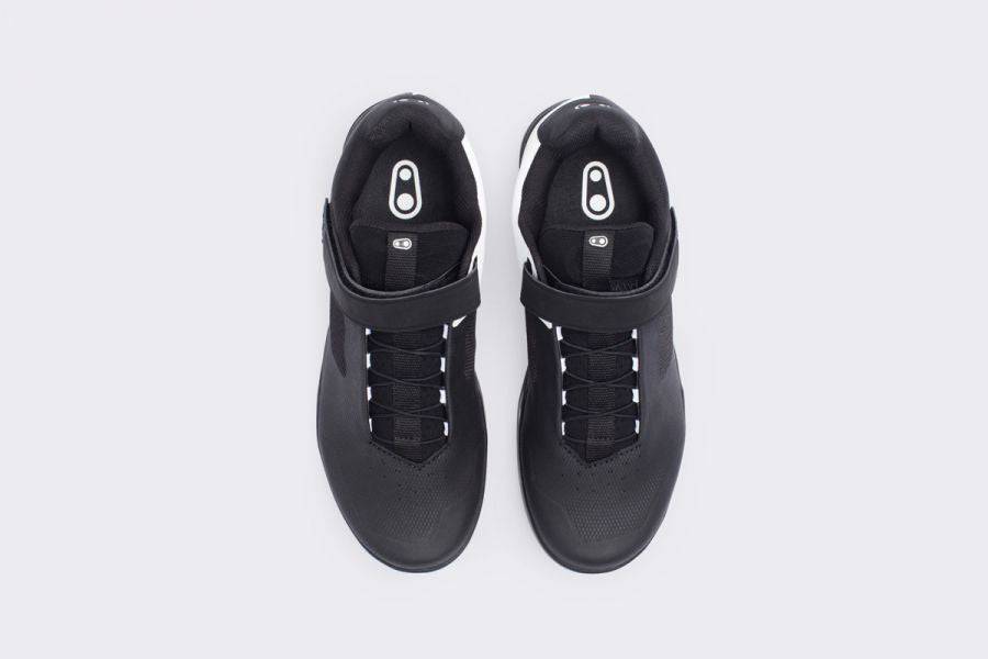 Crank Brothers Mallet Speedlace MTB shoes with Match Box outsole designed for trail riding, featuring black and gray color details.