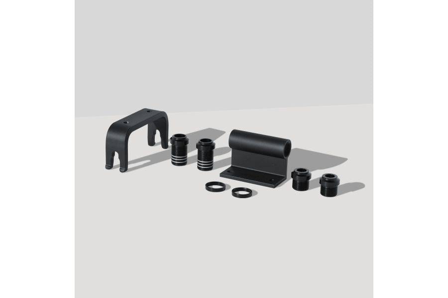 Delta Thru-Axle Hitch Pro black accessory with roof rack adapter for 12mm and 15mm axles, designed for bike compatibility.