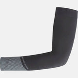 Madison DTE Stellar Tech Isoler thermal arm warmers with DWR coating, designed for cycling, shown on a model.