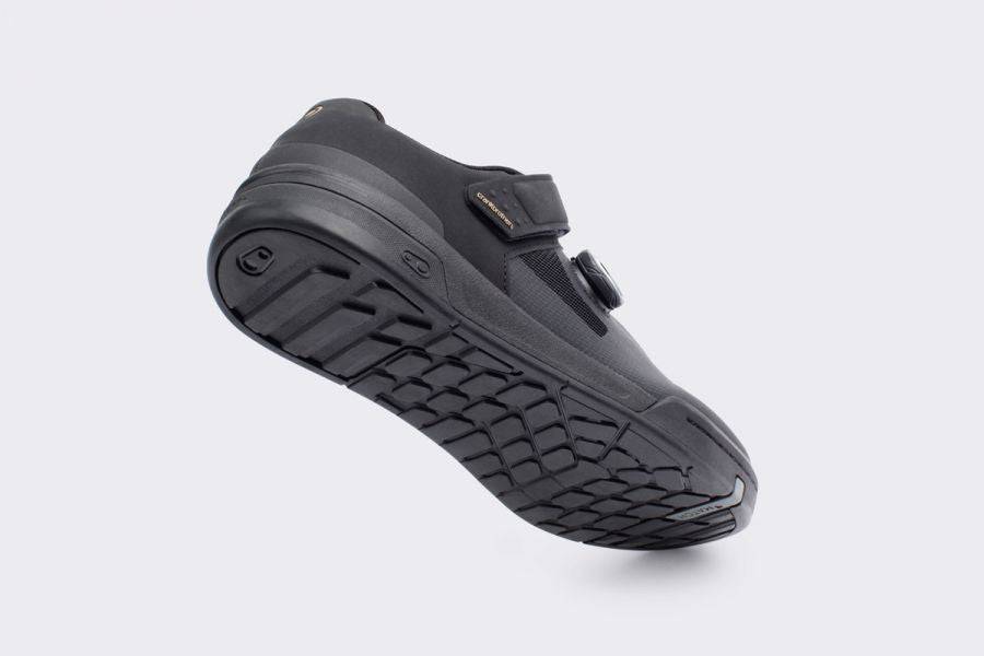Crank Brothers Stamp BOA unisex mountain biking shoes with trail grip and BOA lacing system for MTB riding.