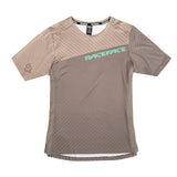 Race Face Indy women's short sleeve MTB jersey, breathable cycling top with moisture-wicking fabric, designed for mountain biking.