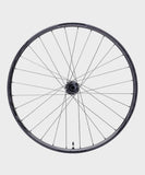 Race Face Aeffect SL 24mm MTB wheelset with tubeless-ready enduro wheels, featuring black rims and spokes for mountain biking.