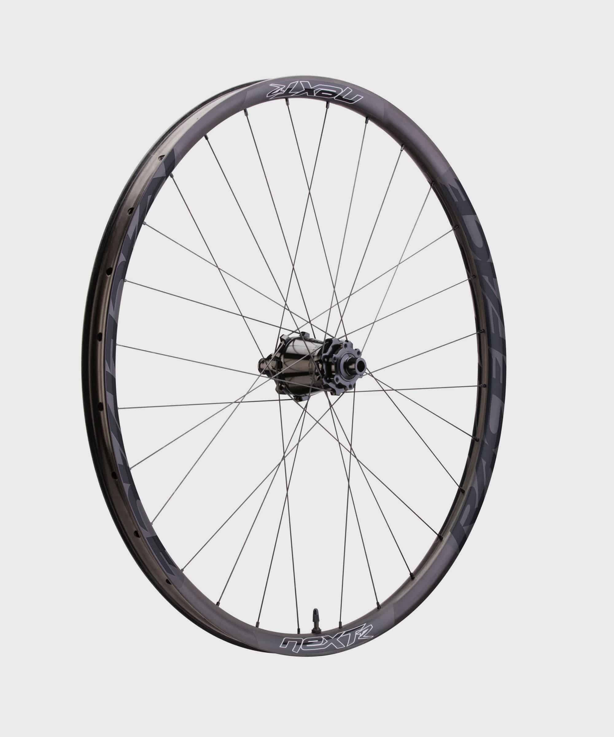 Race Face Next R 31mm Carbon MTB wheel set with Boost hub, tubeless-ready mountain biking components, black and carbon finish