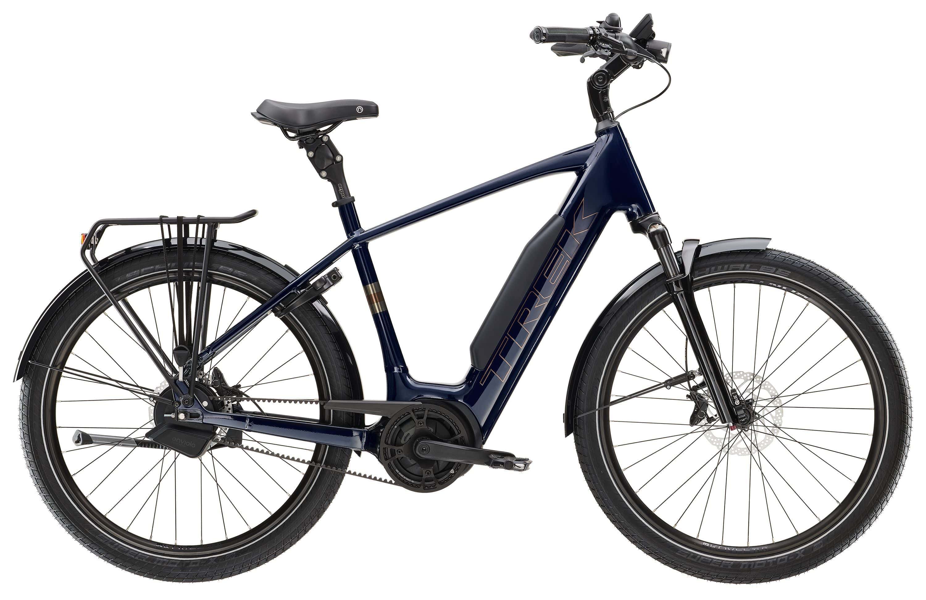 Trek District+ 5 2025 electric hybrid bike for urban commuting and recreation, shown with sleek frame and integrated battery.