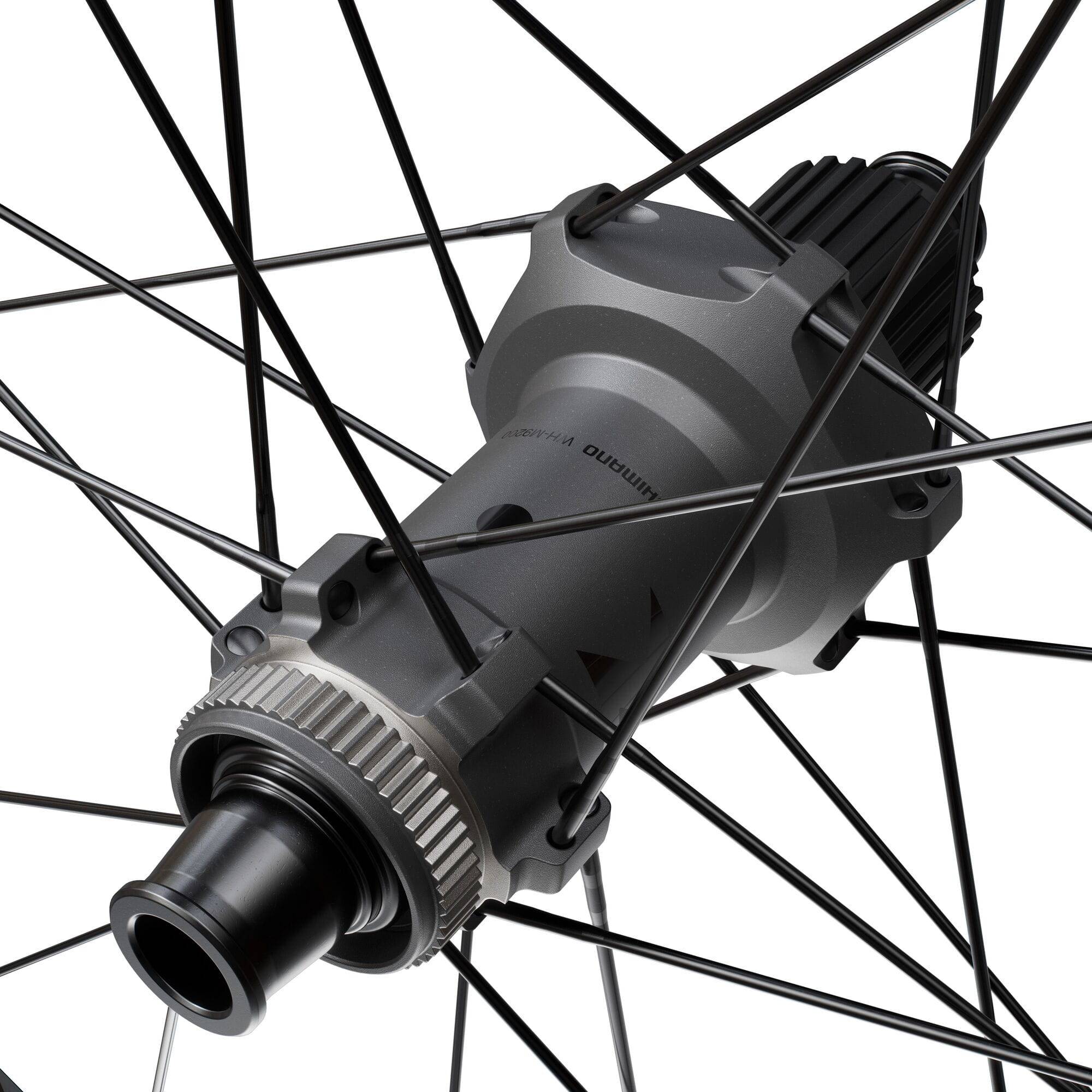 Shimano XTR M9200 29er rear wheel with 12-speed 12x148mm center lock disc hub for mountain biking components