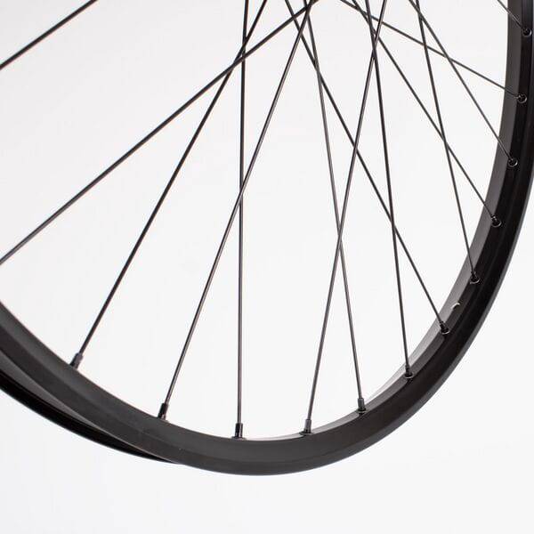 M Part Wheels M30 v1.1 27.5-inch tubeless-ready MTB front wheel with 110x15mm TLR hub and black alloy rim.