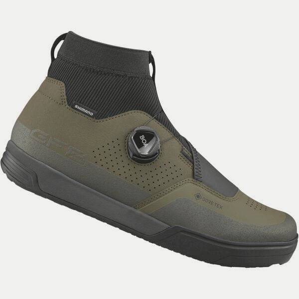 Shimano GF8 GORE-TEX gravel shoes with BOA Fit system and ULTREAD outsole, designed for durable outdoor cycling footwear.