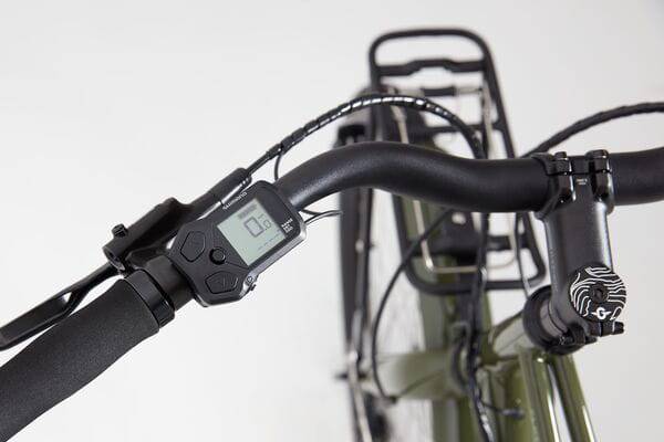 Genesis Smithfield e-Hybrid bike with Shimano STEPS E6100 motor and long-range battery, shown with sleek frame and modern design.