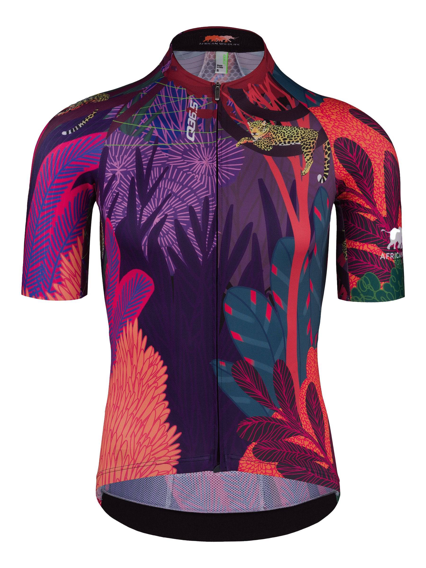 Q36.5 Short Sleeve Cycling Jersey R2, breathable and moisture-wicking cycling clothing with a fitted design and vibrant colors.