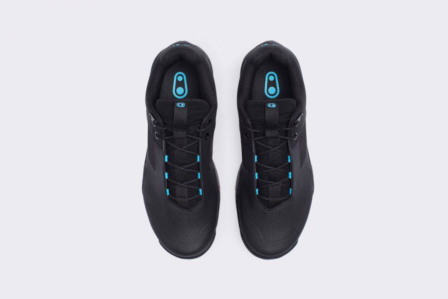 Crank Brothers Mallet E Lace MTB shoes with Match Box outsole, designed for mountain biking, showing the black and red shoe details.