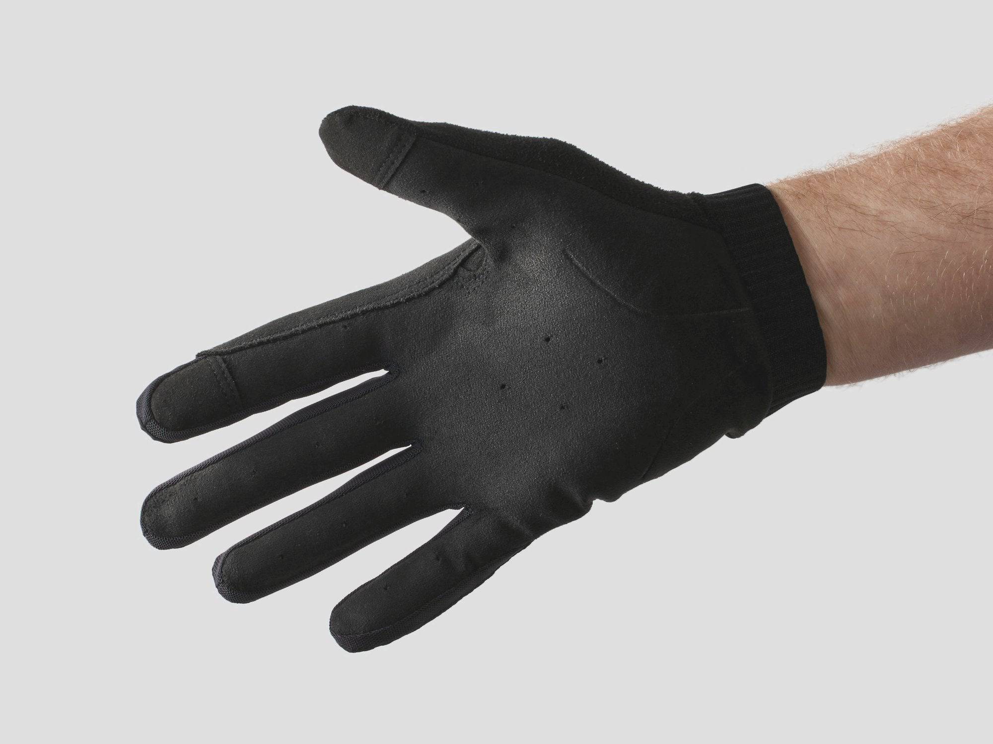 Trek Evoke unisex mountain bike gloves with touchscreen fingertips and breathable fabric, designed for outdoor cycling comfort.