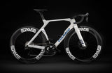 Colnago Y1RS Disc 2025 carbon aero road bike with Shimano Dura-Ace Di2 groupset, featuring aerodynamic frame and disc brakes.
