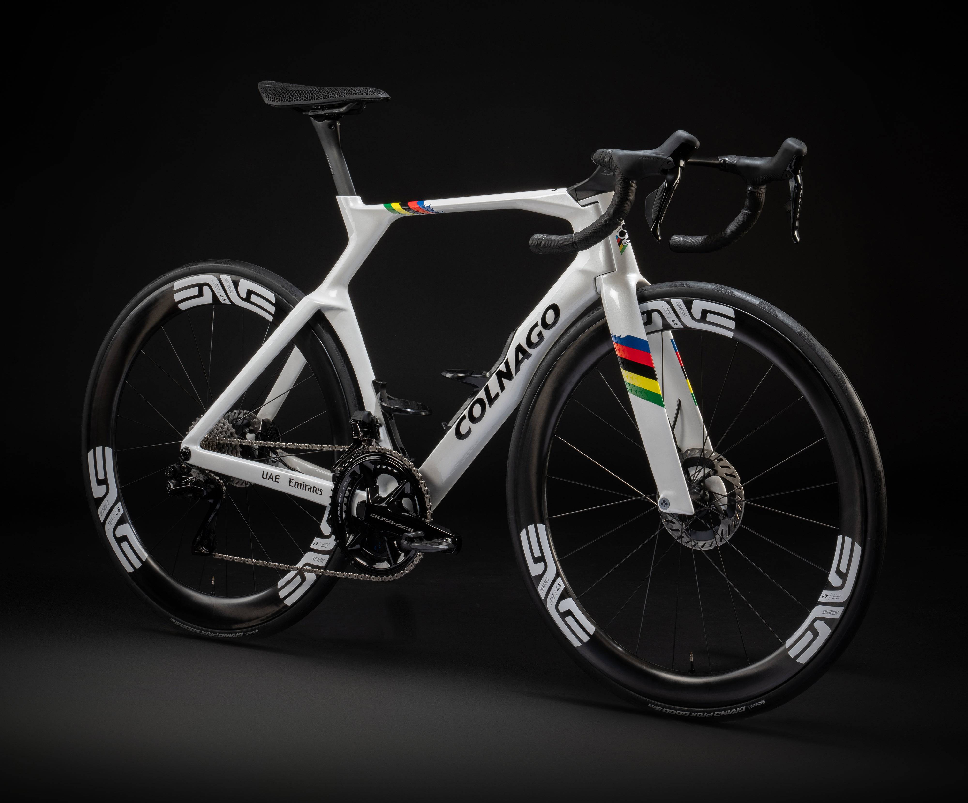 Colnago Y1RS Disc 2025 carbon aero road bike with Shimano Dura-Ace Di2 groupset, shown in a studio setting.