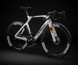 Colnago Y1RS Disc 2025 carbon aero road bike with Shimano Dura-Ace Di2 groupset, shown in a studio setting.