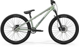 Merida Dirt 500 MY26 kids' 26-inch pump track and dirt jump bike with durable frame and singlespeed design on a trail.