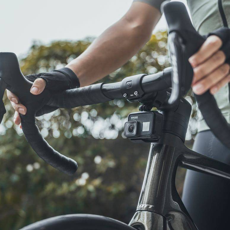 Topeak Stem Multi-Mount in black for front bike lights and GoPro cameras, bike accessory mount on a bicycle stem.