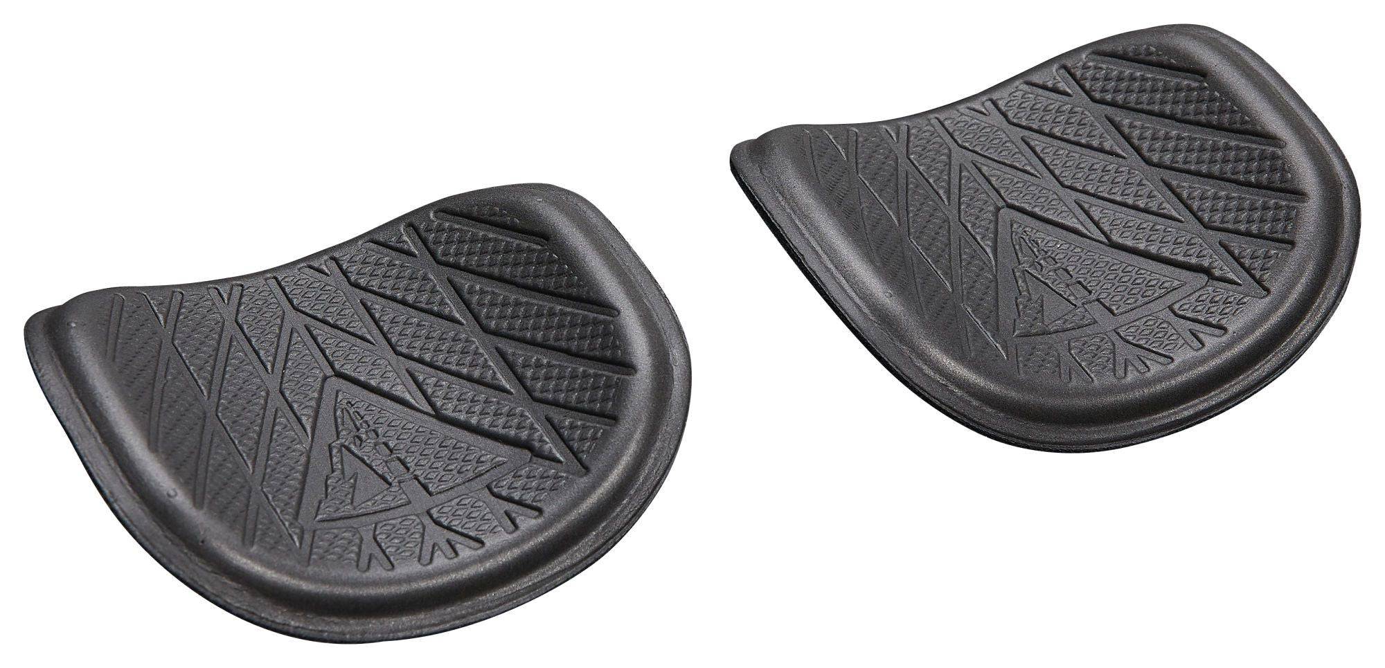 Giant Tri Armrest Pads for MY23 Propel triathlon bike, close-up of padded armrests on the bike's triathlon component setup