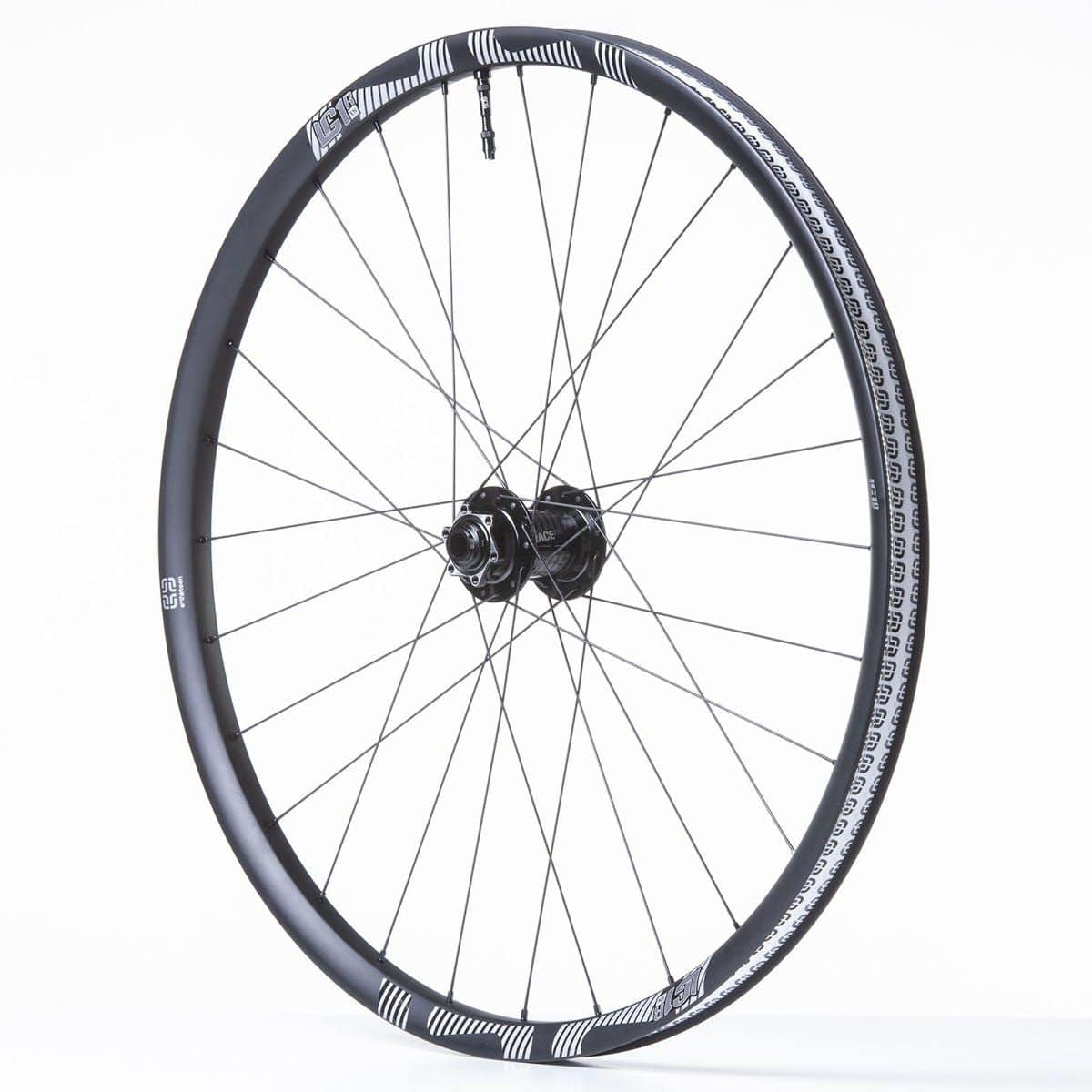 E*Thirteen Lg1 Race Carbon Enduro 29" Front Wheel | Swinnerton Cycles