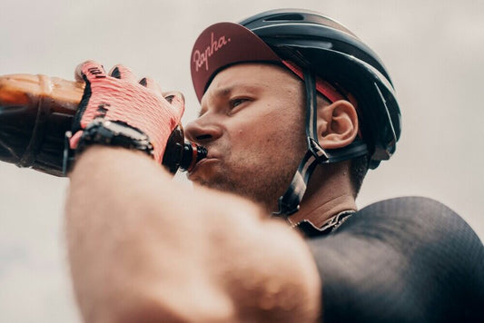What are the benefits of cycling hats, and how to wear them