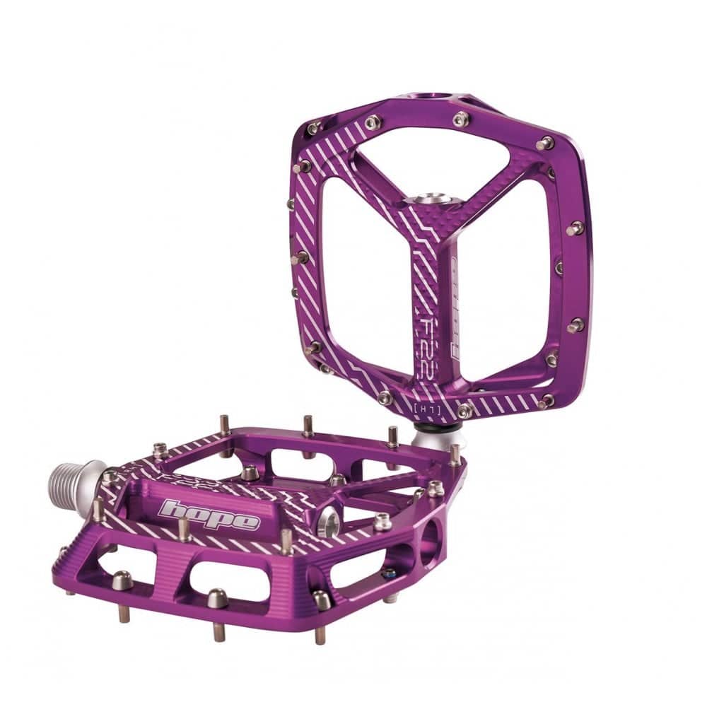Hope F22 flat pedals for mountain and hybrid bikes, durable cycling pedals with metal body and textured grip surface.