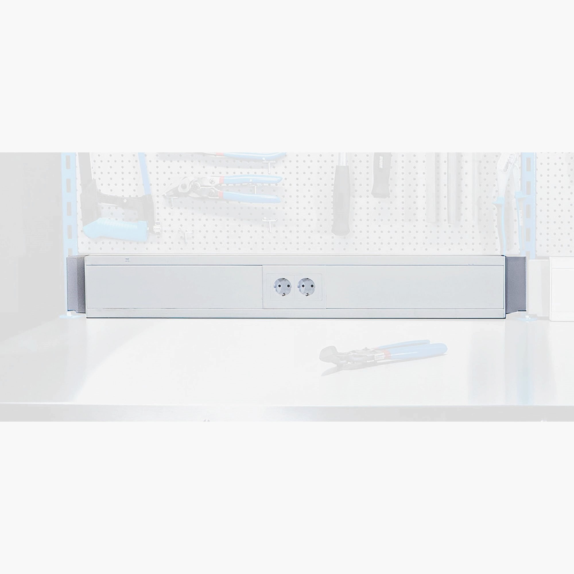 UNIOR Tool - Holder With Parapet Channel