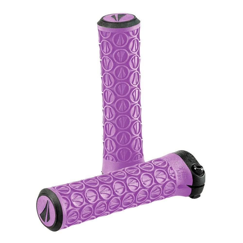 SDG Slater Jr lock-on grips for junior bikes with 19mm bar ends, providing a secure and comfortable grip.