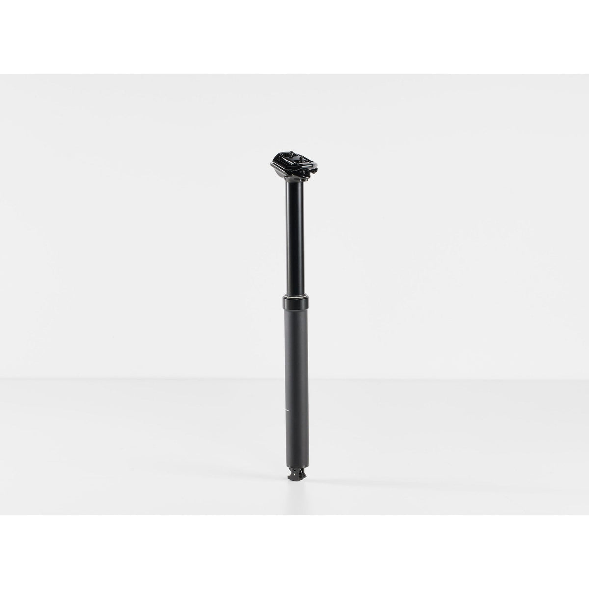Bontrager Line 31.6mm dropper seat post for mountain bikes, compatible with 2025 Finishing Kit, showing the sleek seat post design.