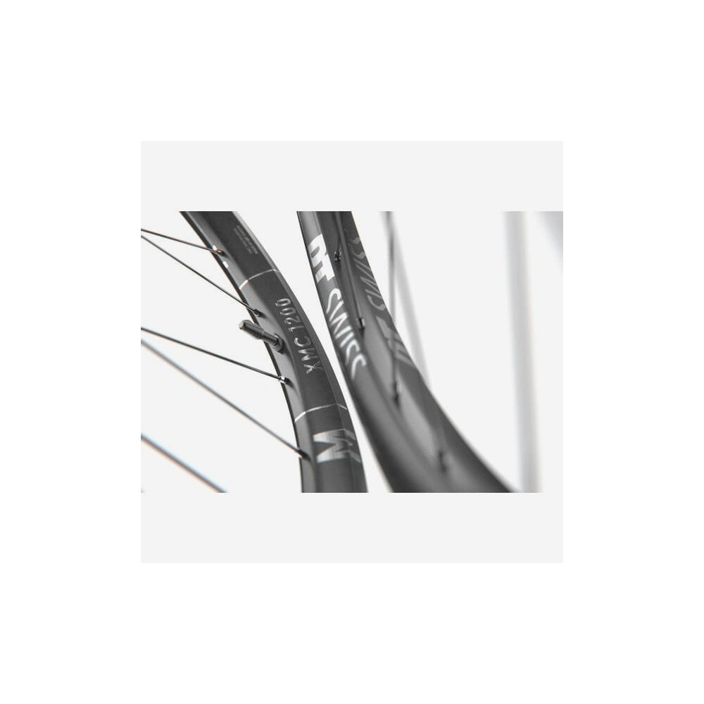 Dt Swiss Xmc 1200 Wheel 30 Mm Carbon Rim Boost Axle 29 Inch Front Wheel