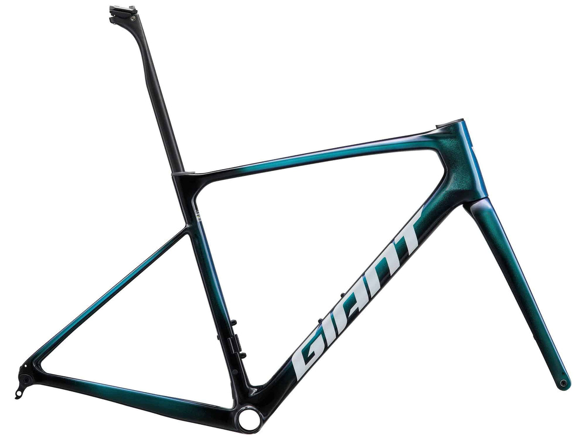 Giant Defy Advanced Pro Frameset 2026