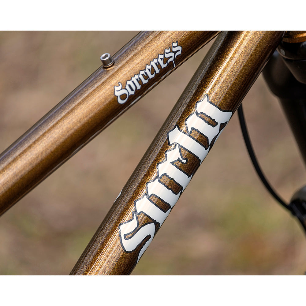 Surly - Bikes/Frames Sorceress Deore - Hot Honey Bling