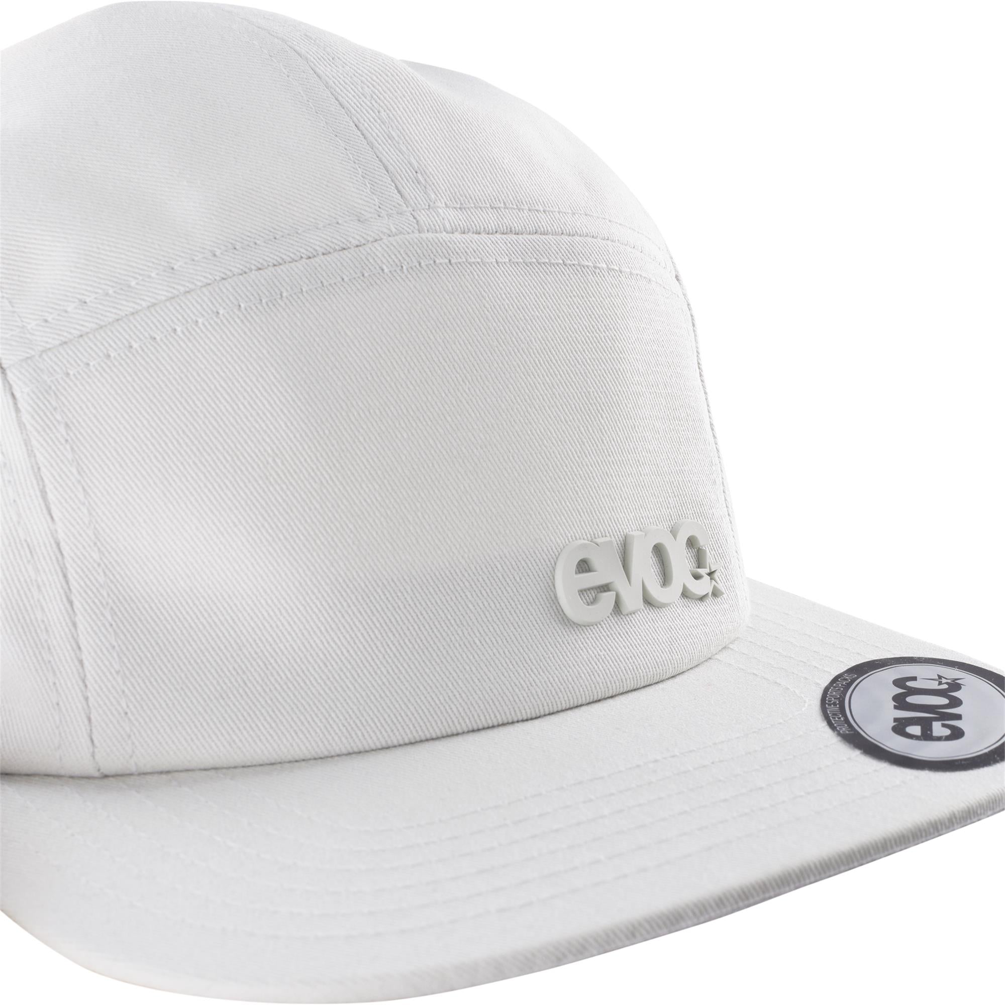 EVOC Five Panel Cap 2026, adjustable ventilated unisex outdoor hat with five-panel design and breathable fabric.
