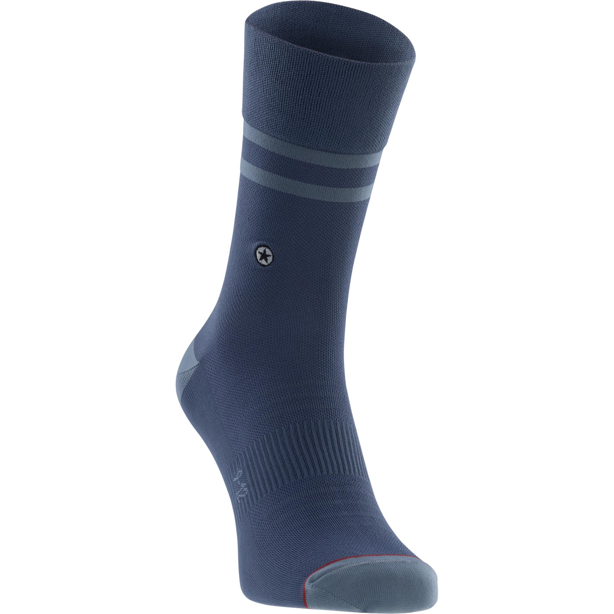 EVOC Sports Socks 2026 for adults, breathable and elastic performance socks with embroidered design.