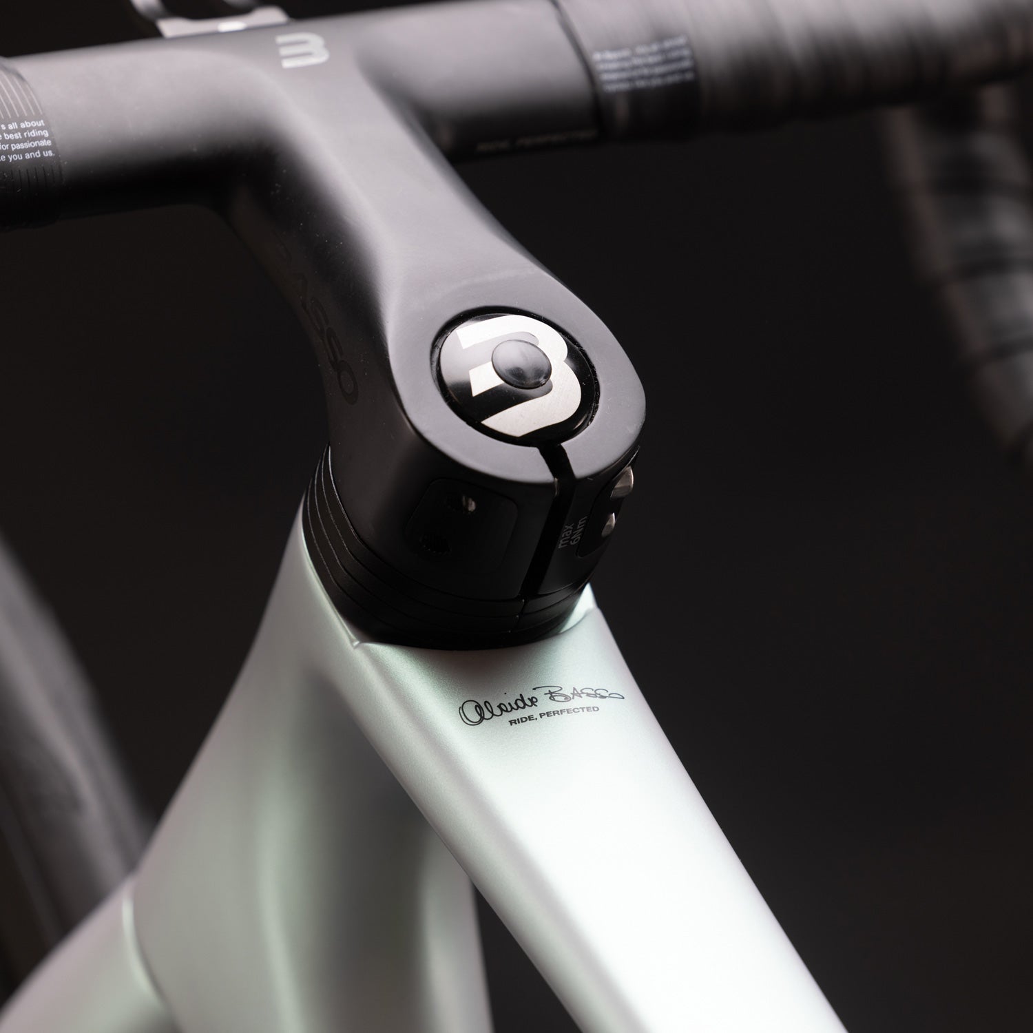 basso road frameset diamante frameset moon opal p137786