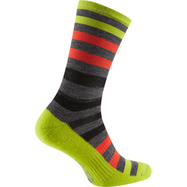 Madison Isoler Merino 3-Season cycling socks with thermal insulation and arch support, ideal for cold weather cycling.