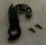 Giant R.Dropout RE2N BRACKET A7005 BLK AND W/M4X2 BOLT--