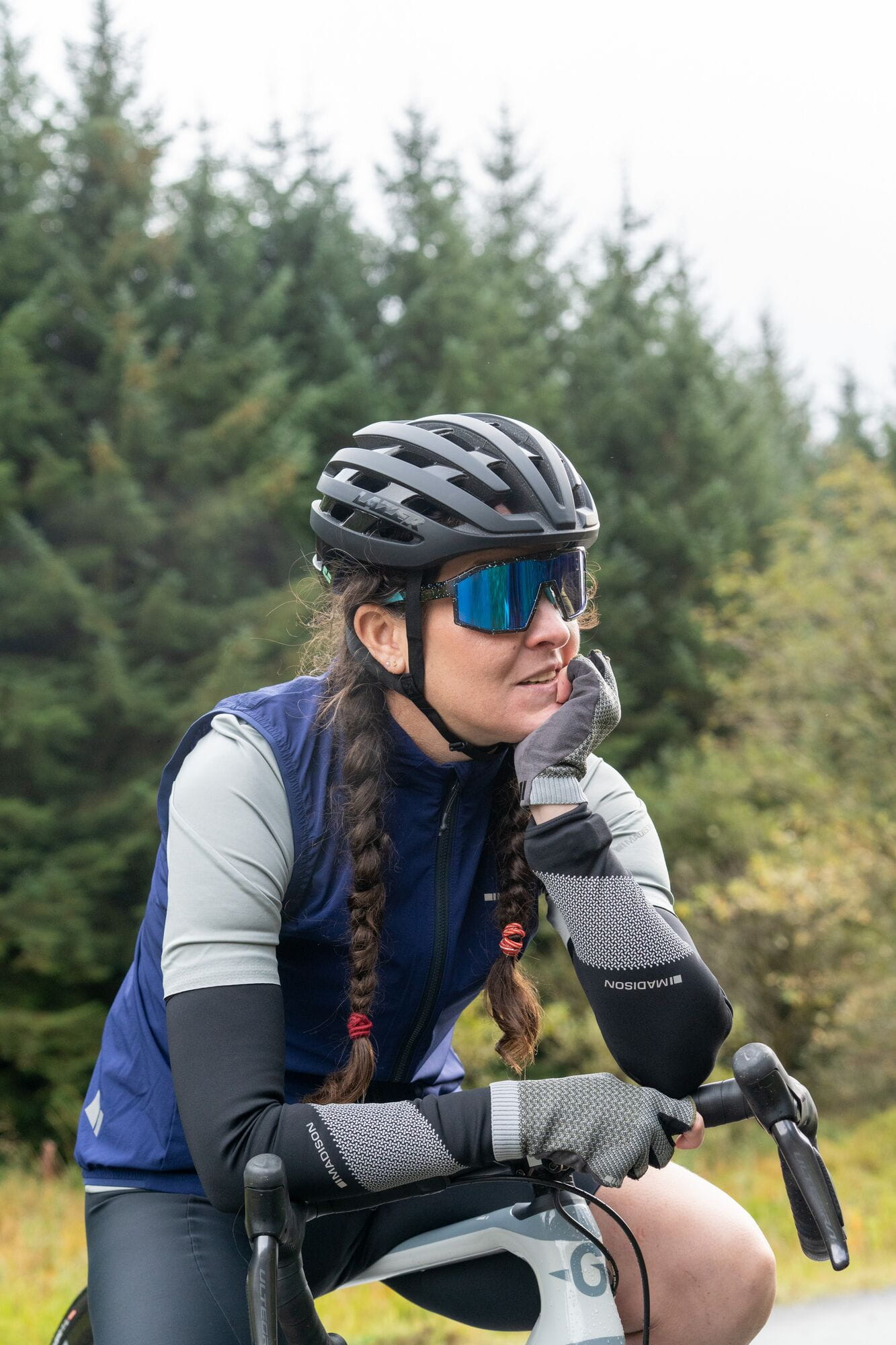 Madison Flux women's short sleeve jersey shirt in lightweight fabric, featuring a fitted design and subtle branding on the front.