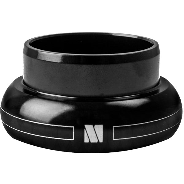M Part Elite EC34/30 lower headset with sealed bearings for precise steering, shown in a close-up view of the component.