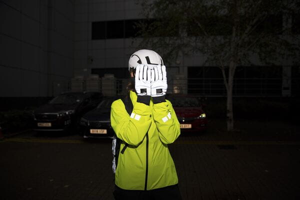 gloves hump ultra reflective waterproof glove p136501