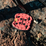 Look Trail Grip flat MTB pedals with Vibram Activ Grip technology, featuring durable components and textured surface for secure footing.