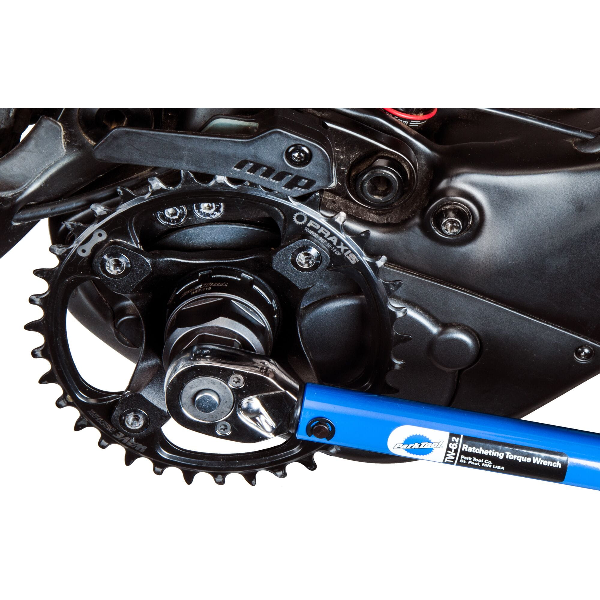 Park Tool BBT-118 heavy duty steel bottom bracket tool for Shimano Octalink and ISIS bottom brackets, suitable for bike workshop use.