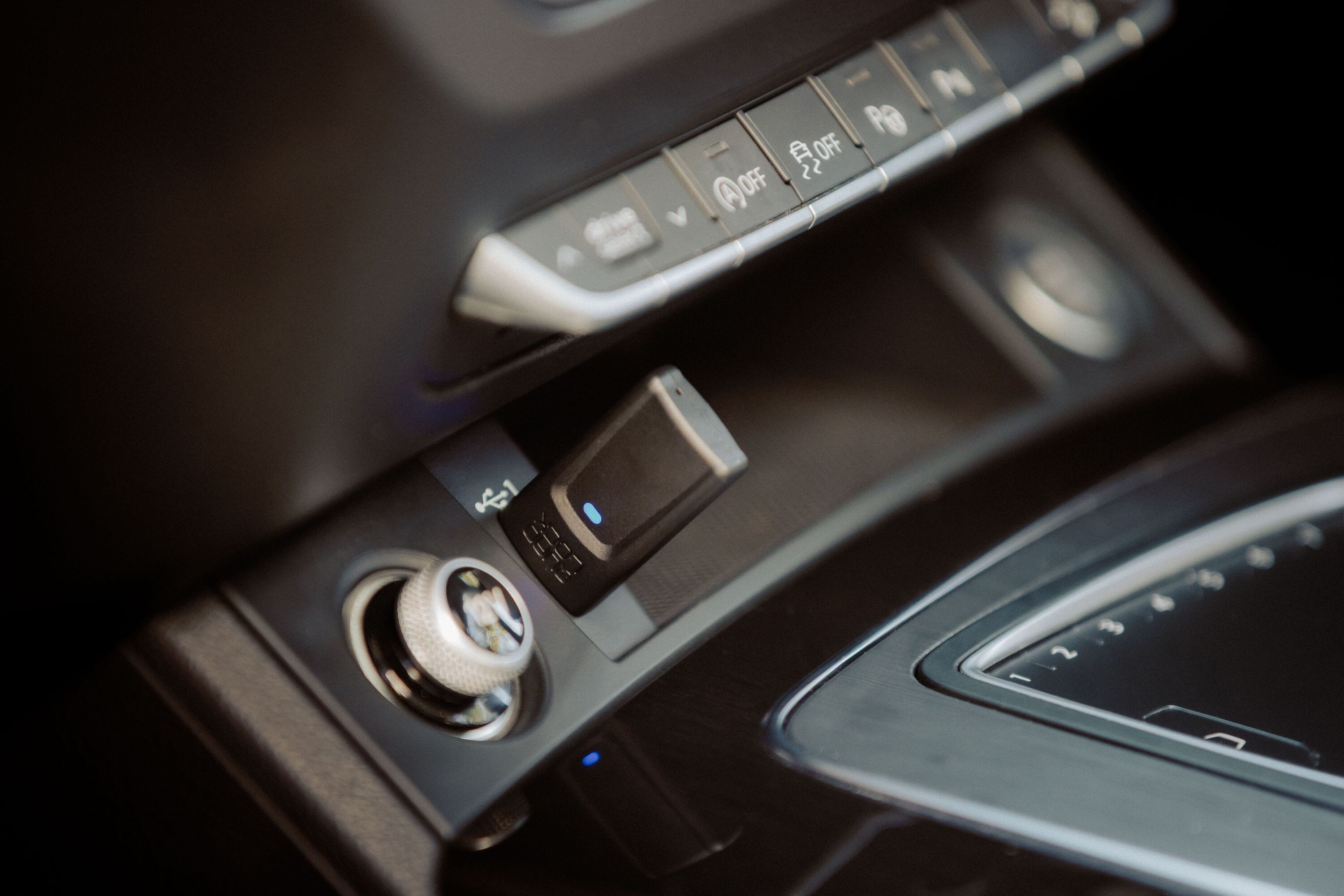 Quad Lock Accessory Wireless Carplay Mini