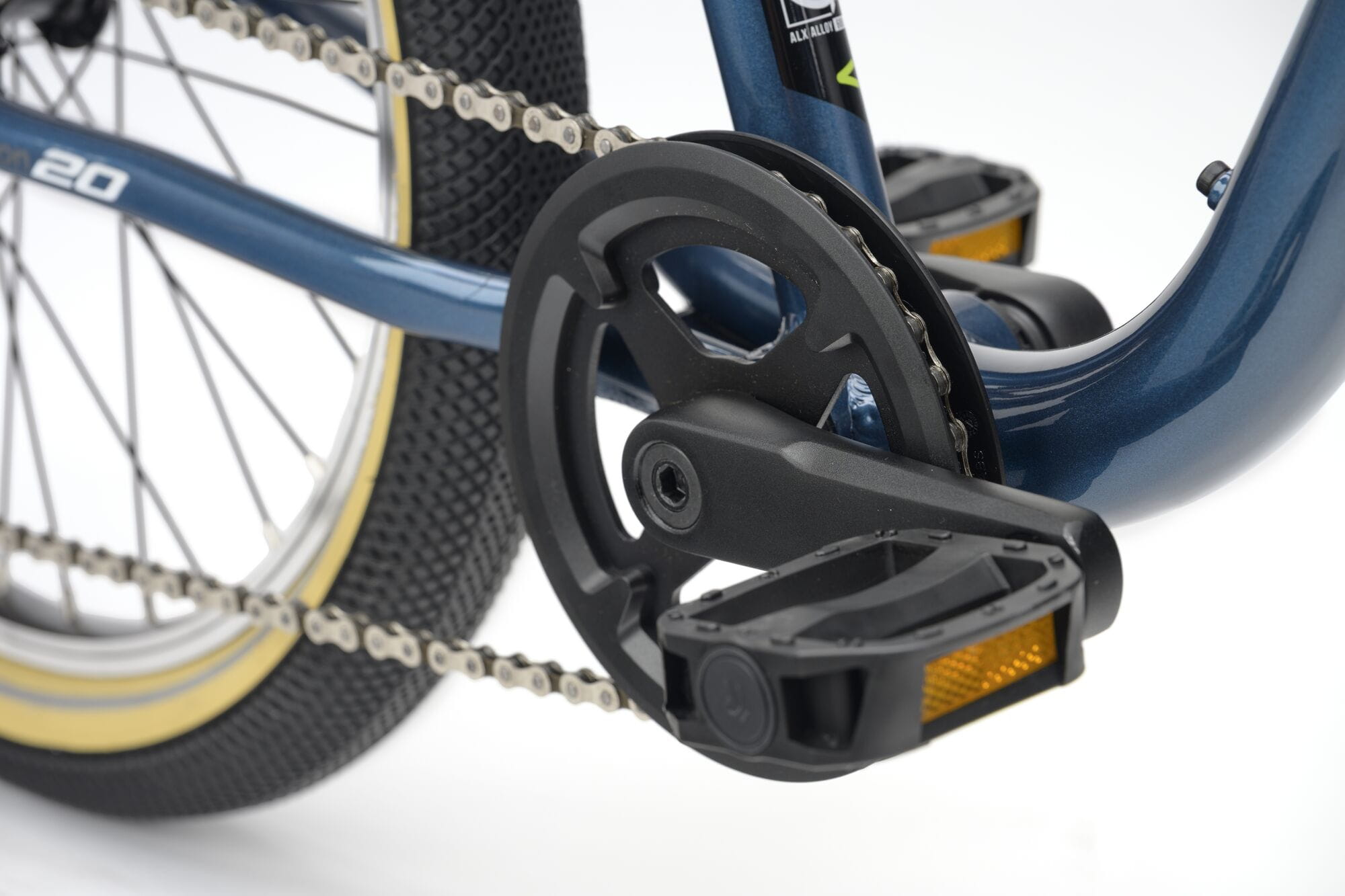 Blue Ridgeback Dimension 20 kids' bike with 7-speed Shimano gears, suitable for children aged 5+, featuring a detailed frame view.