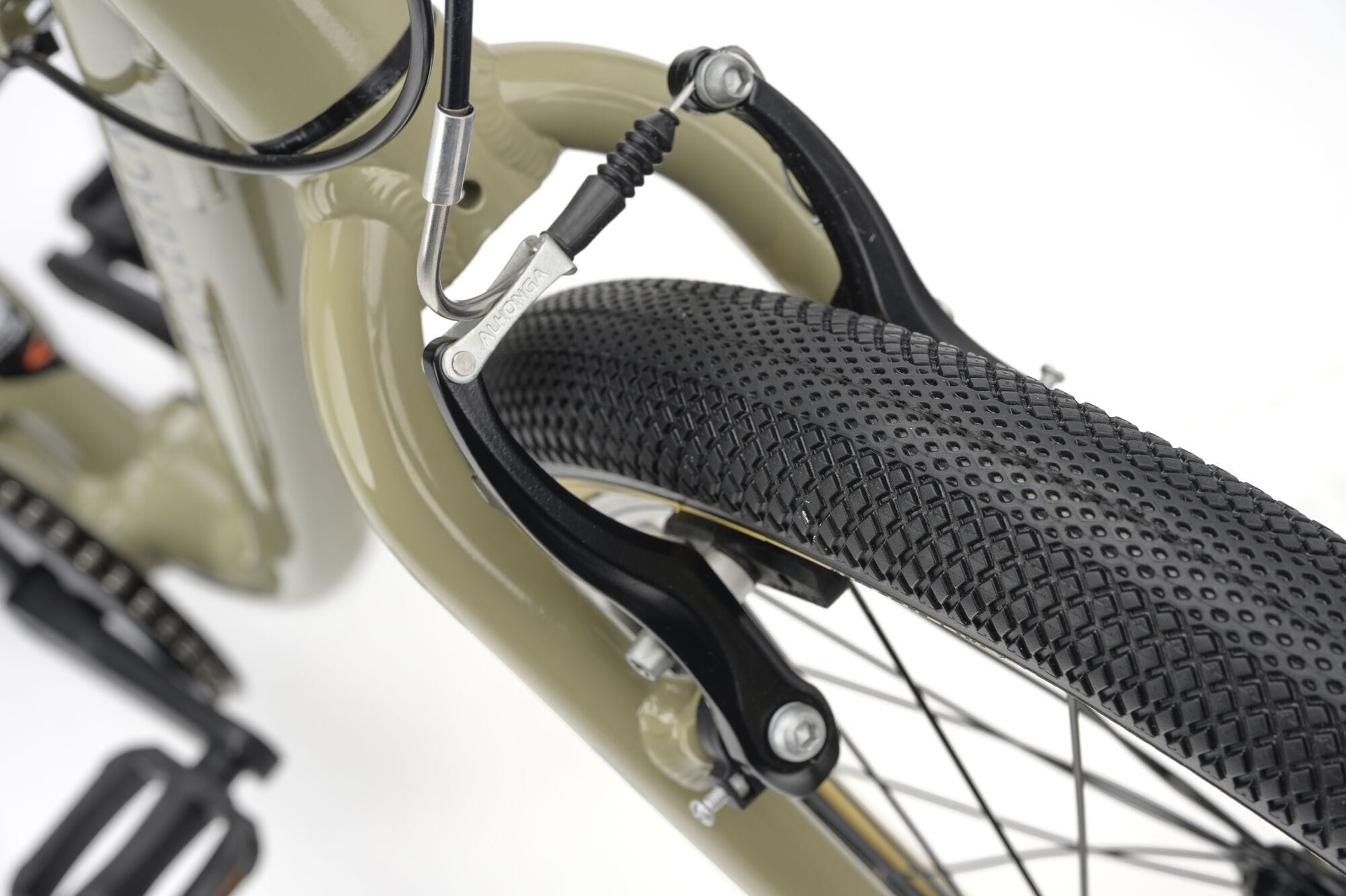 Ridgeback Dimension 20 kids bike in sand color with 7-speed Shimano gears, suitable for children aged 5 and up.
