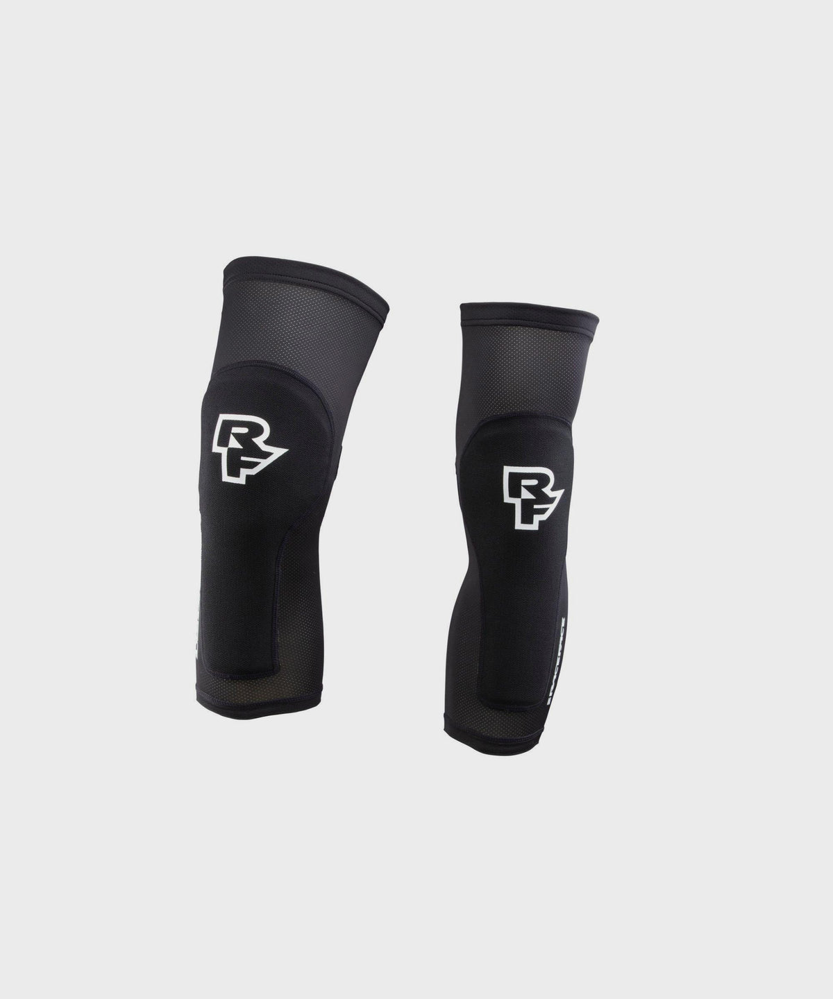 race face protection charge knee guard stealth 2020 p124011