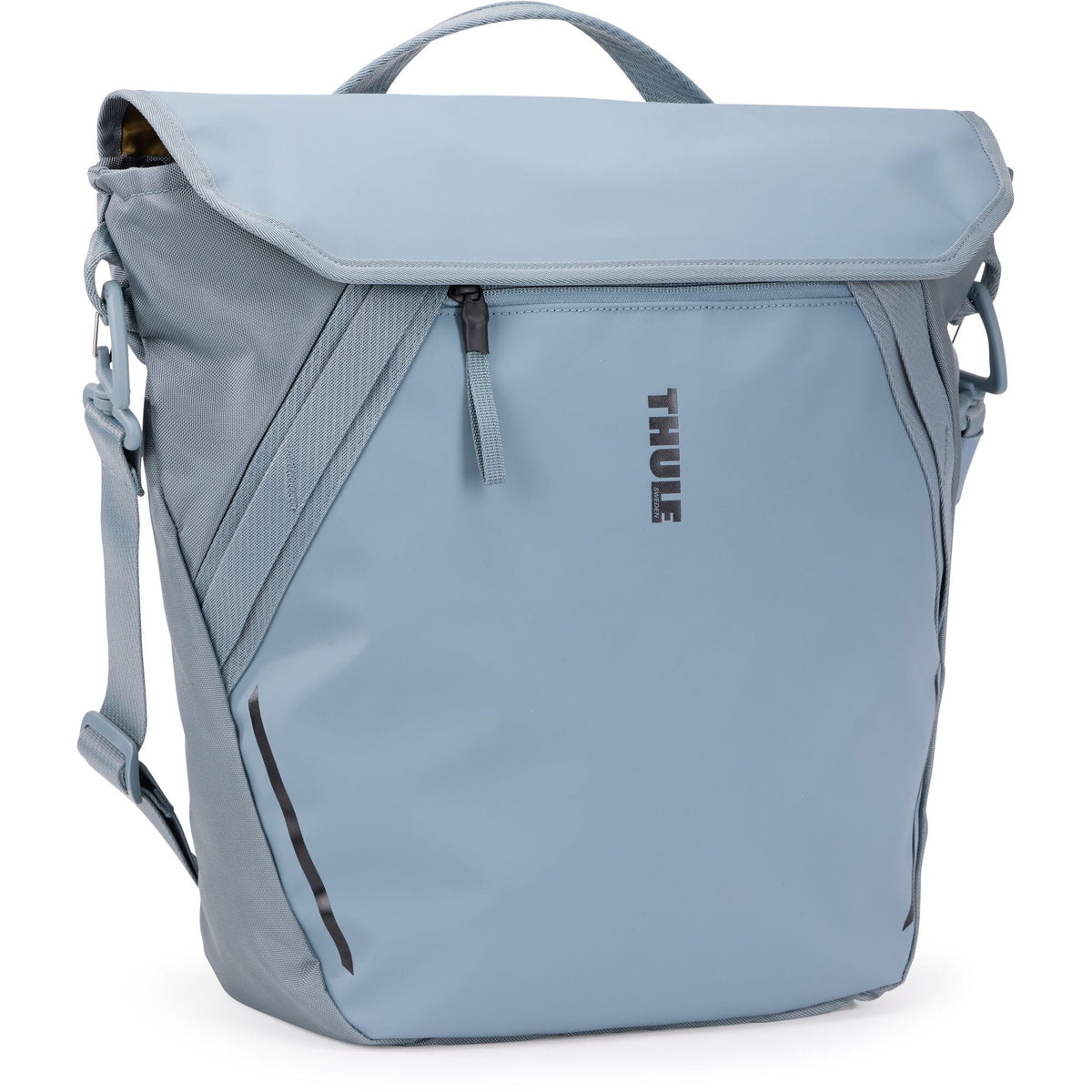 Thule Chasm Courier Bag InLock 22L, bike-ready water-resistant messenger bag with secure locking, designed for accessories.