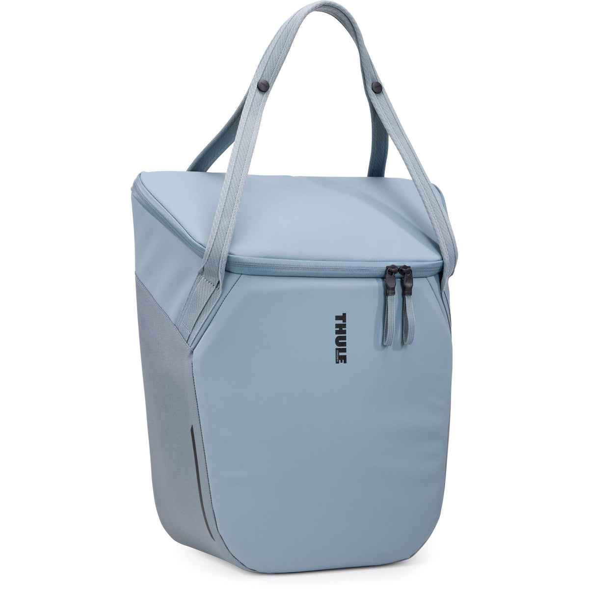 Thule Chasm 21L insulated bike cooler bag with InLock system, durable accessories for keeping food and drinks cold during rides.