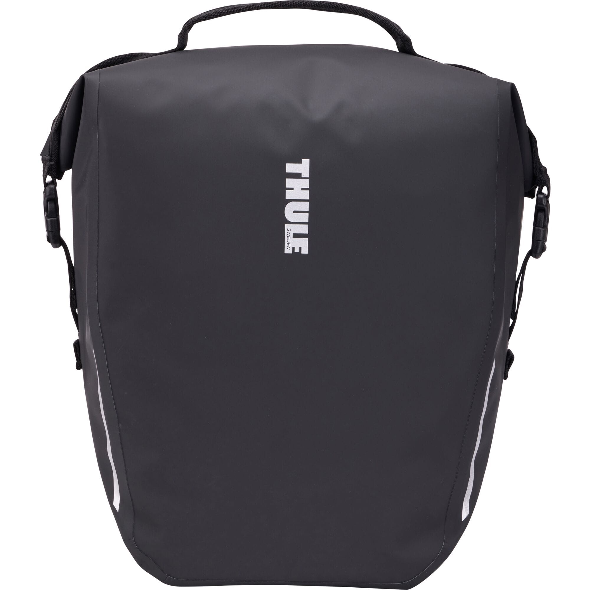 Thule Shield 22L waterproof bike pannier with InLock system and laptop compartment, designed for durable cycling accessories.