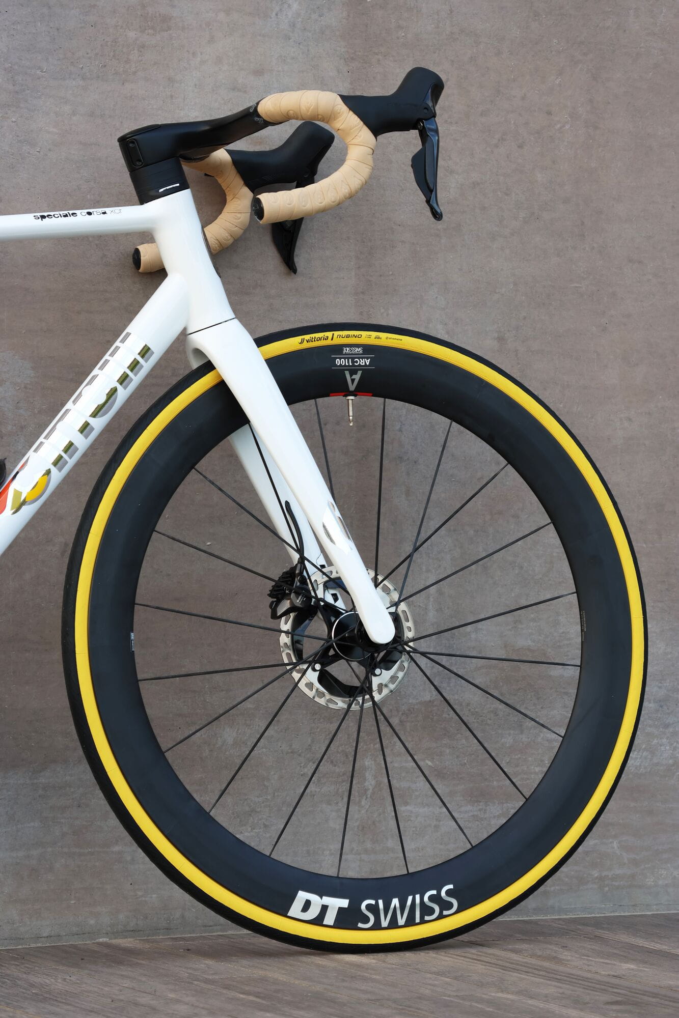 Vittoria Rubino V 700x28c Fold Black Yellow G2.0 Tyre