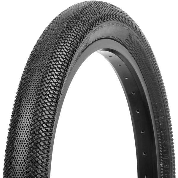 Nutrak Speedster junior cycling tyre with durable rubber and wet and dry traction for reliable bike performance.