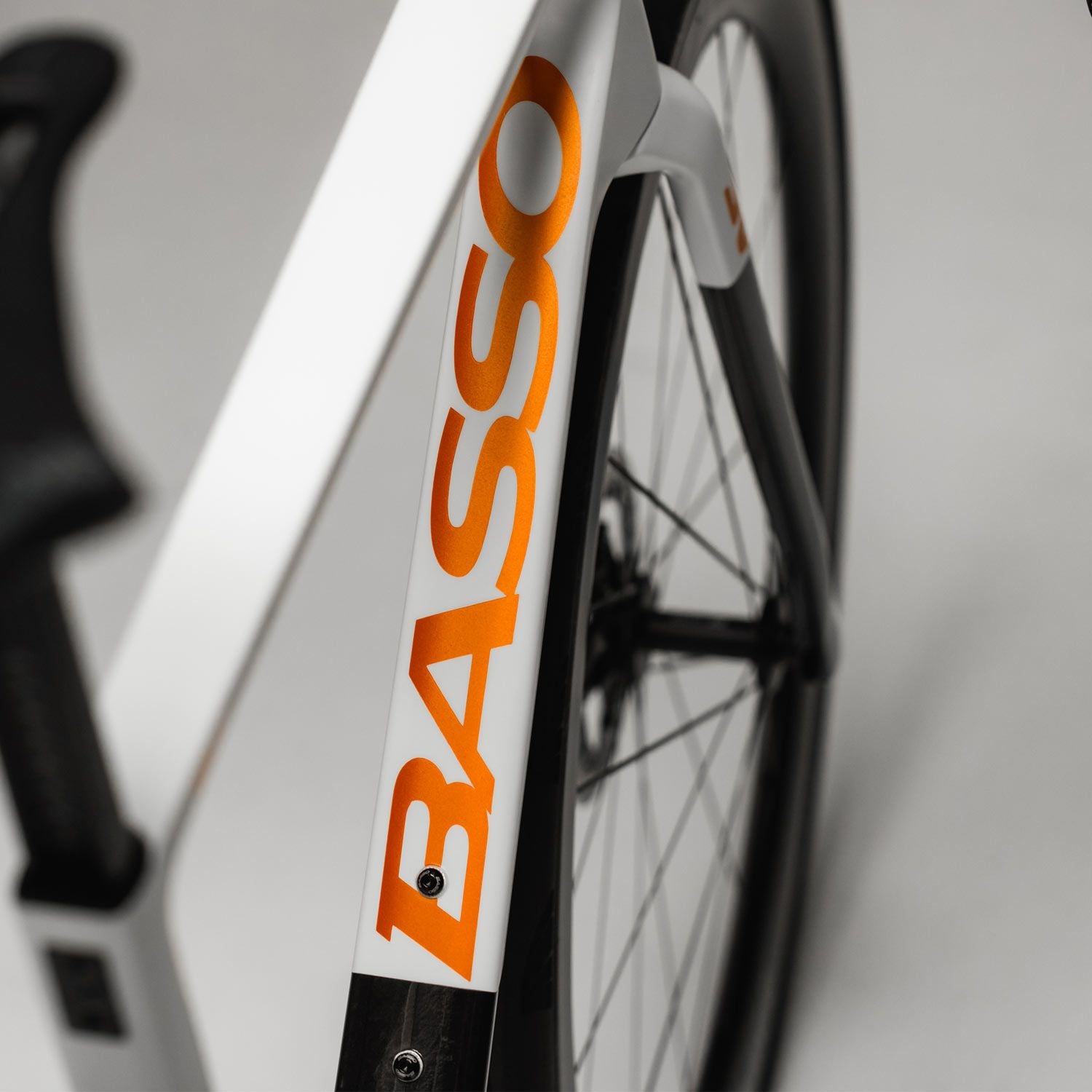 Basso SV Ultegra Di2 Cosmic S White Bike Road Bike | Swinnerton Cycles